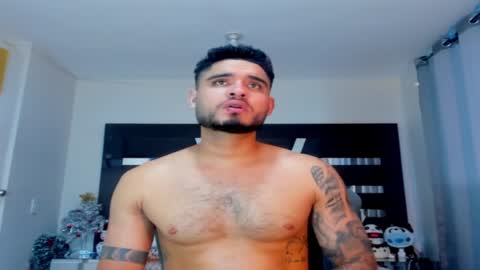 Snapshot of austintorres_ chatting on 24, 12, 2024 AustinTorres online show from 24, 12, 2024