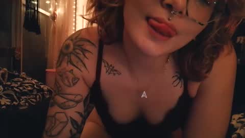 Autie 3 online show from 10, 2, 2026