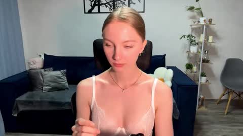 Annie online show from 16, 10, 2025