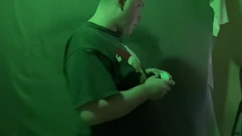 Auz online show from 12, 11, 2025