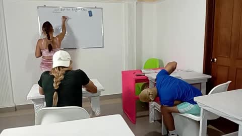 AVA online show from 7, 1, 2026