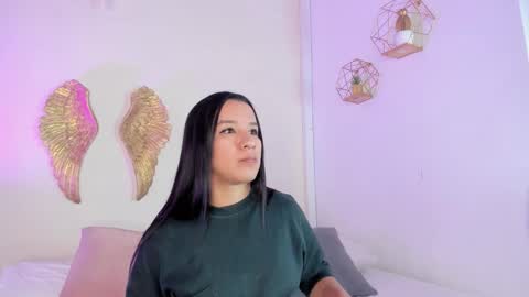 Snapshot of ava_bennett_ chatting on 2, 12, 2025 Ava Bennett online show from 2, 12, 2025