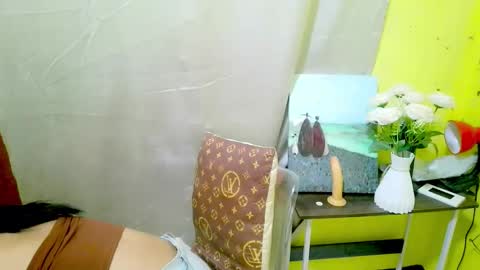 avacadaxcx online show from 16, 12, 2025