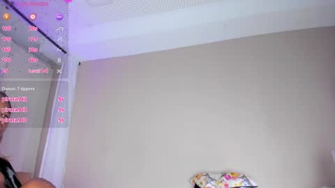 Snapshot of avajamess_ chatting on 26, 4, 2026 EVA online show from 26, 4, 2026