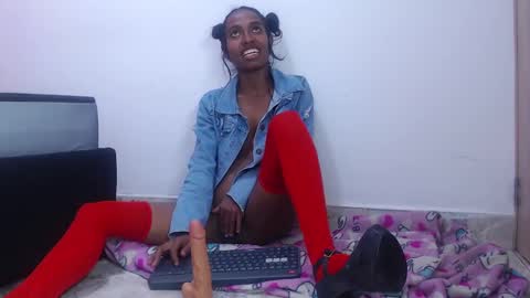 Snapshot of avalericherrycm101 chatting on 19, 1, 2025 avalericherrycm101 online show from 19, 1, 2025