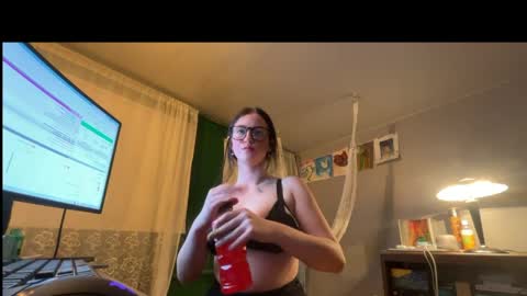 Snapshot of avallanchee chatting on 3, 6, 2026 avallanchee online show from 3, 6, 2026