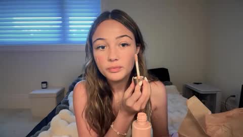 avaowenss online show from 7, 10, 2025