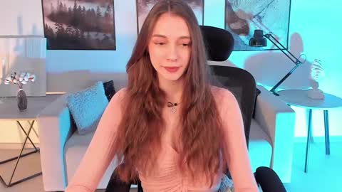 Avie online show from 5, 1, 2025