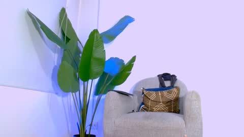 Snapshot of aveline_nuit chatting on 3, 6, 2026 Hi im aqua is nice with me online show from 3, 6, 2026