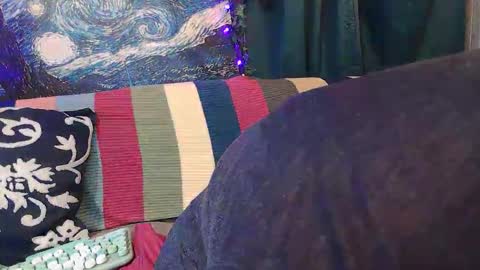 raven blue online show from 28, 11, 2025