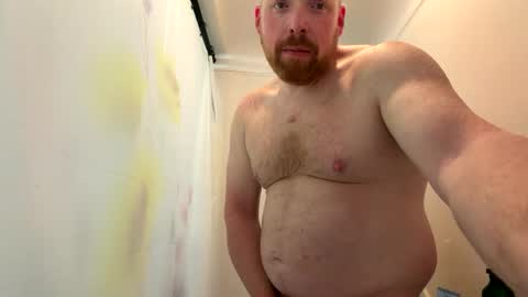 Snapshot of averagedan90 chatting on 28, 4, 2026 Dan online show from 28, 4, 2026