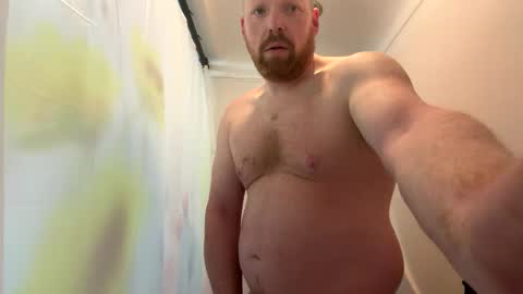 Snapshot of averagedan90 chatting on 4, 5, 2026 Dan online show from 4, 5, 2026