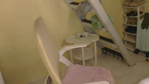 Snapshot of averageuncut1 chatting on 21, 2, 2026 Rhian online show from 21, 2, 2026