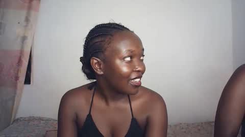 Snapshot of averrine chatting on 23, 3, 2026 averrine online show from 23, 3, 2026