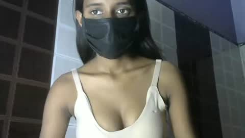 avery_lust01 online show from 19, 5, 2026