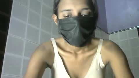 avery_lust01 online show from 20, 5, 2026