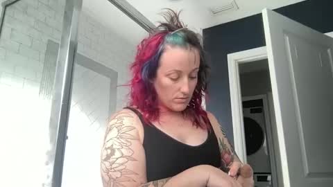 Snapshot of avery_madison chatting on 3, 1, 2025 Avery Madison online show from 3, 1, 2025