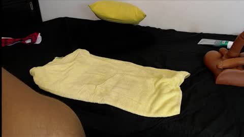 AVIS  online show from 15, 10, 2025