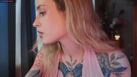 Snapshot of aviva_faith chatting on 22, 6, 2026 Aviva online show from 22, 6, 2026