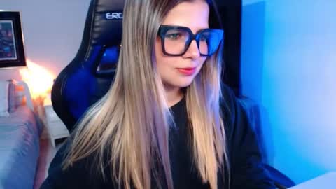 Avrill Morgan online show from 21, 10, 2025