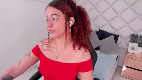 Avril  online show from 15, 2, 2026