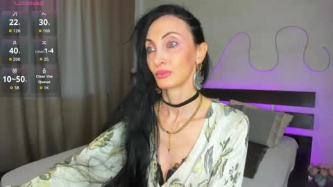 Snapshot of avrora_mars chatting on 4, 6, 2026 Avrora online show from 4, 6, 2026