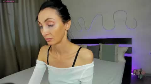 Snapshot of avrora_mars chatting on 24, 6, 2026 Avrora online show from 24, 6, 2026