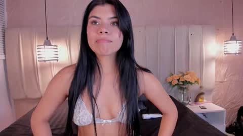 Snapshot of avy_cb chatting on 1, 2, 2026 avy_cb online show from 1, 2, 2026