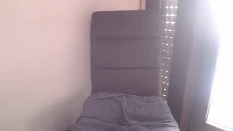 Snapshot of awesome86m chatting on 5, 6, 2026 PiPa online show from 5, 6, 2026