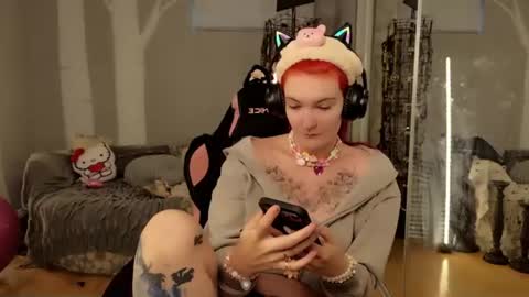 awesomeblossommm online show from 30, 6, 2026