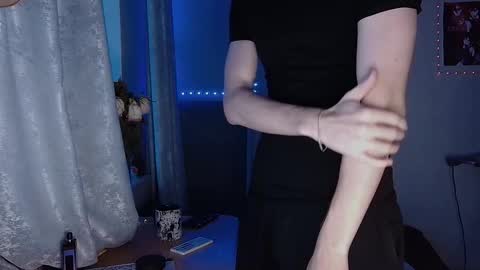 Snapshot of axel_0ne chatting on 6, 2, 2026 axel_0ne online show from 6, 2, 2026