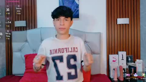 Snapshot of axel_evanss chatting on 5, 5, 2026 Axel Evanss online show from 5, 5, 2026
