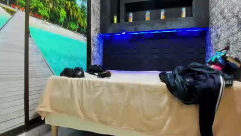 Axell Cross2 online show from 5, 4, 2026