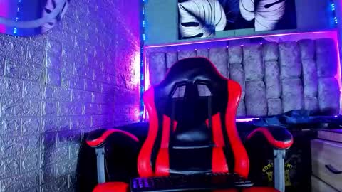 Snapshot of axell_cross2 chatting on 4, 5, 2026 Axell Cross2 online show from 4, 5, 2026