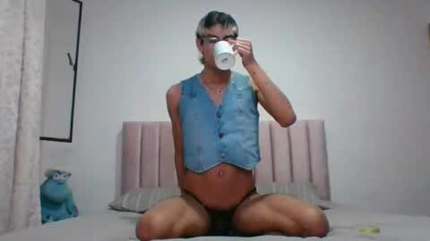 Snapshot of axellatino_ chatting on 13, 12, 2024 Axel online show from 13, 12, 2024