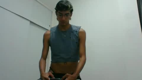 Snapshot of axellatino_ chatting on 18, 2, 2025 Axel online show from 18, 2, 2025