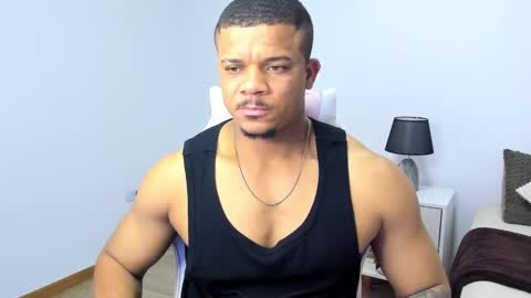 Snapshot of axelldasilva chatting on 22, 11, 2025 AXEL DA SILVA online show from 22, 11, 2025