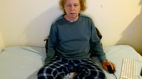 axleroze online show from 3, 1, 2025