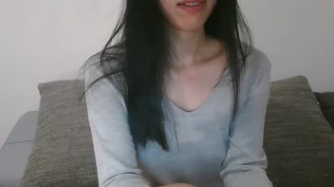 Snapshot of axuepetitt chatting on 7, 2, 2026 axue online show from 7, 2, 2026