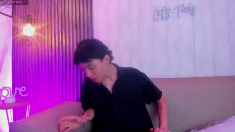 Snapshot of axxel_white chatting on 17, 7, 2026 A X X X EL online show from 17, 7, 2026