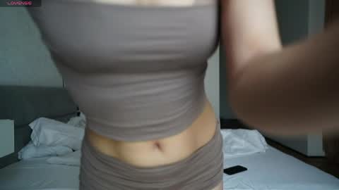 Snapshot of aya__hitakayama chatting on 27, 4, 2026 Aya online show from 27, 4, 2026