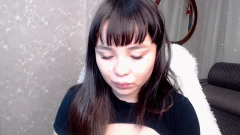 Snapshot of aya_moon chatting on 4, 1, 2025 Aya Moon online show from 4, 1, 2025