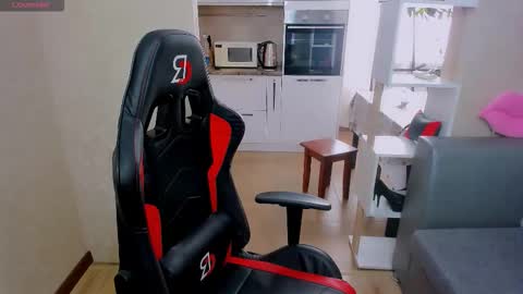 Snapshot of aya_moon chatting on 19, 9, 2025 Aya Moon online show from 19, 9, 2025