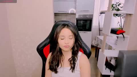 Snapshot of aya_moon chatting on 14, 10, 2025 Aya Moon online show from 14, 10, 2025