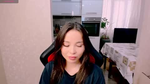 Snapshot of aya_moon chatting on 29, 10, 2025 Aya Moon online show from 29, 10, 2025