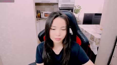 Snapshot of aya_moon chatting on 6, 11, 2025 Aya Moon online show from 6, 11, 2025