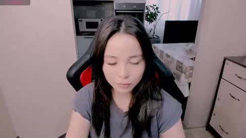 Snapshot of aya_moon chatting on 12, 11, 2025 Aya Moon online show from 12, 11, 2025