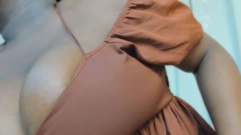 Snapshot of ayanaa_ebony_ chatting on 2, 7, 2026 Ayana online show from 2, 7, 2026
