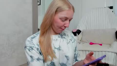 SundyRose online show from 29, 5, 2026