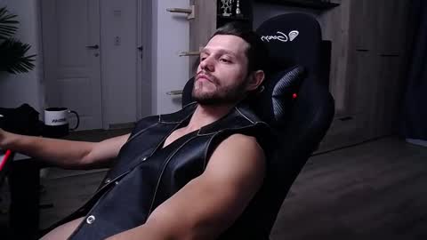 Snapshot of aydanblakeofficial chatting on 12, 11, 2025 Aydan Blake Official online show from 12, 11, 2025